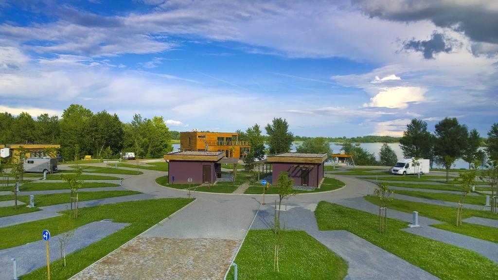 Zagreb Camp Bungalows Rakitje Bilik gambar